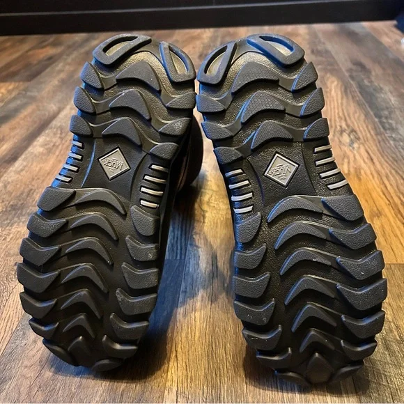 ~*~ Muck Boots Women’s Arctic Sport II Mid Black 8 ~*~ - Picture 6 of 7